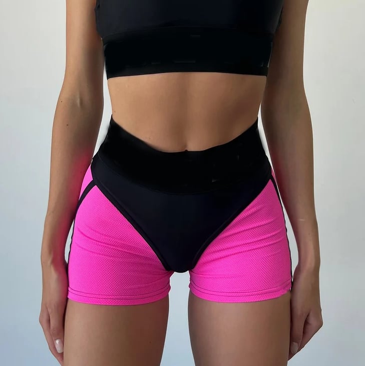 Pantaloncini sportivi con cuciture a rete